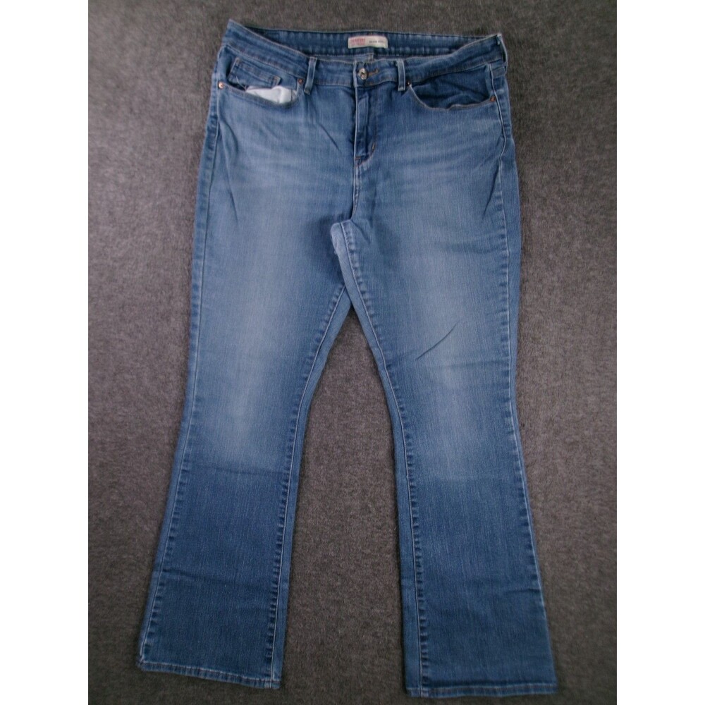 Levis Jeans Women 16 Blue Mid Rise Bootcut Medium Wash Causal Signature SEE